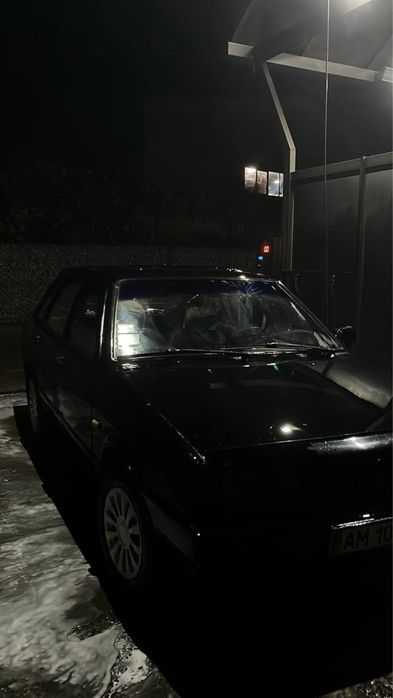 Продам 99 в нормальному стані всі подробеці по телефону