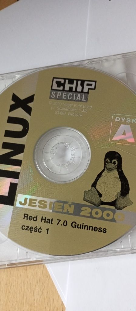 Linux Red Hat 7.0 2xCD jesień 2000 unikat loft system