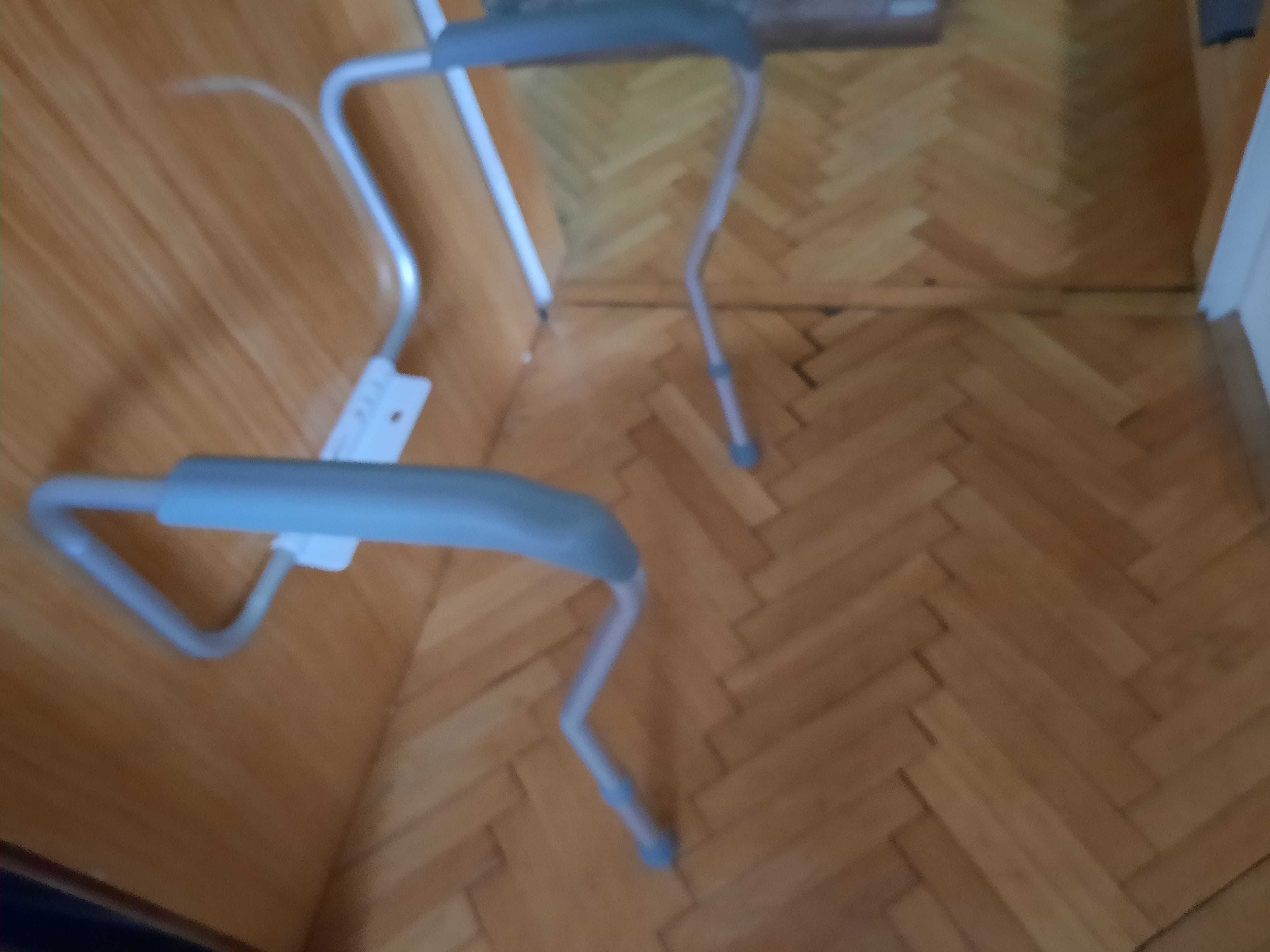 Podpórka do toalety (WC)