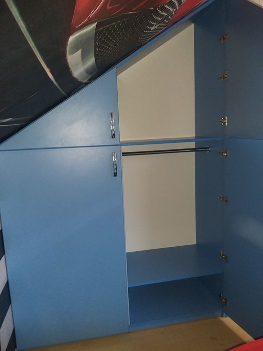 Меблі для дитячої кімнати.