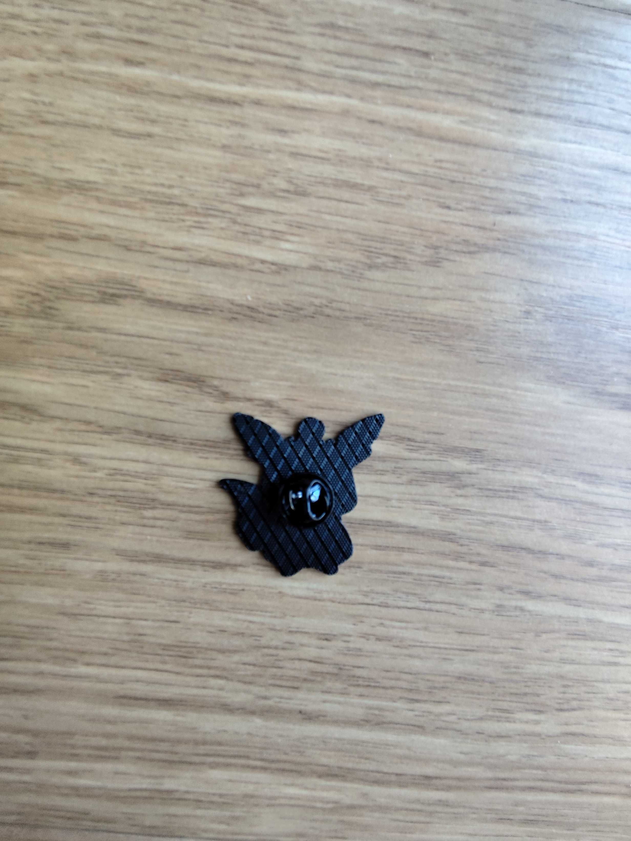 Przypinka broszka Pokemon Pikachu pins Leafeon