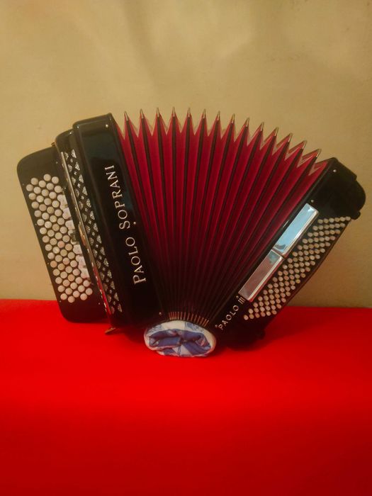 Acordeão Paolo Soprani à 3ªvoz, 96 baixos