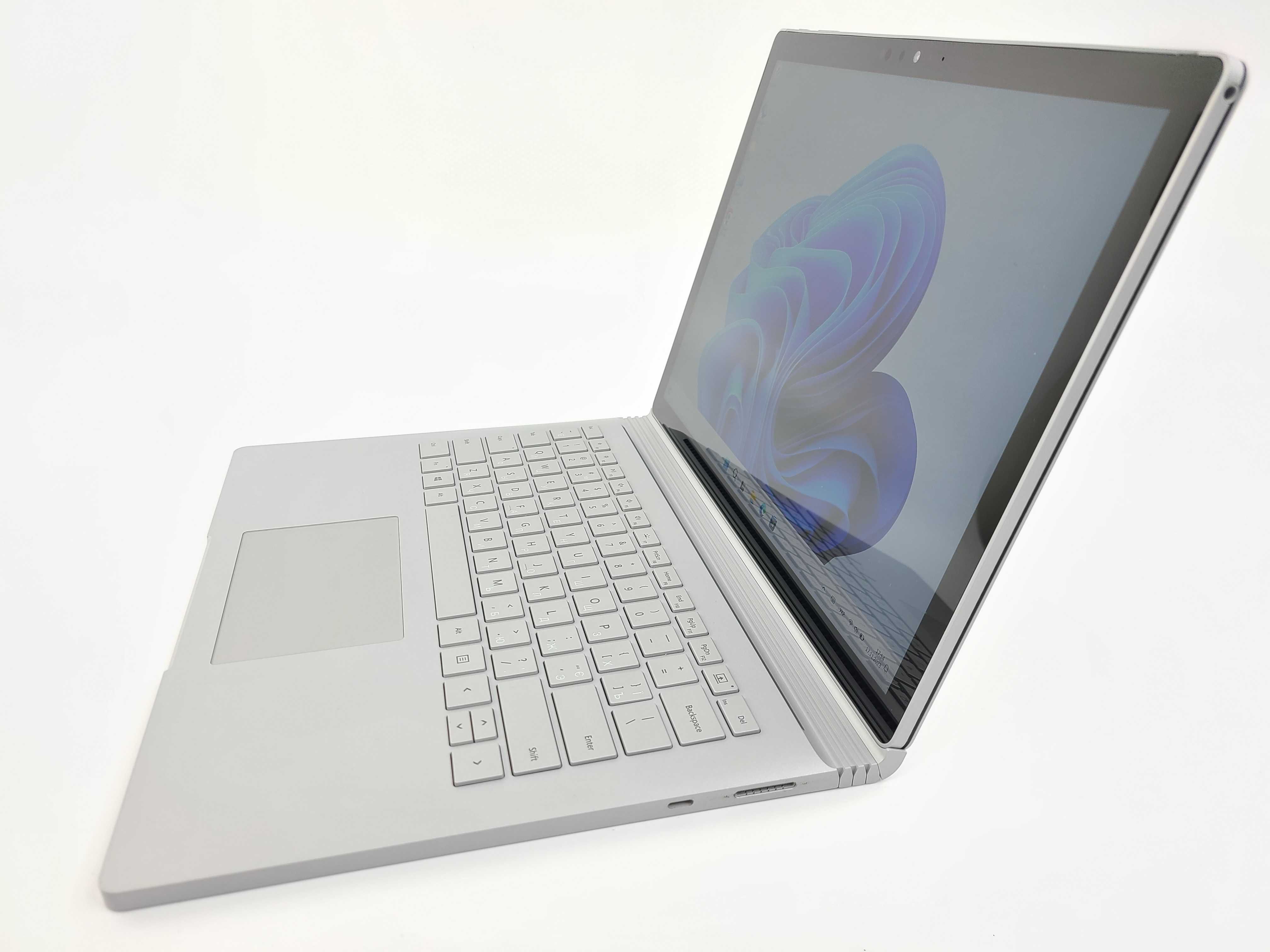 Ноутбук Microsoft Surface Book 2 13.5″/i7-8650U/GTX1050/16/512