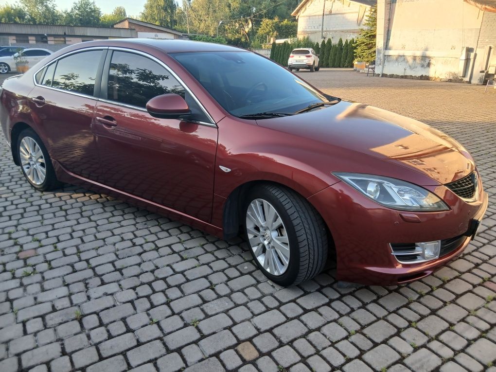 Продам автомобіль Mazda 6