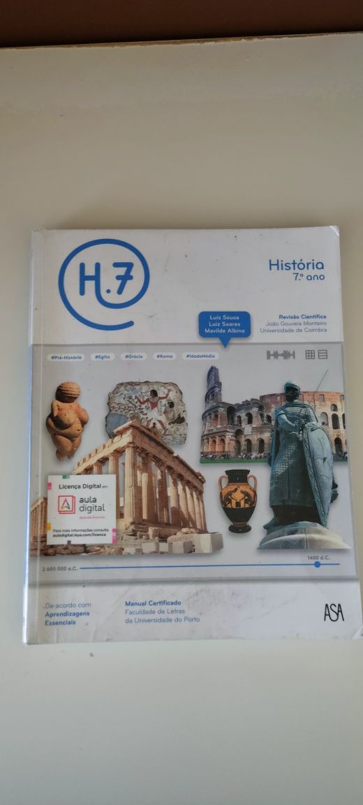 Livro de História H7 da ASA