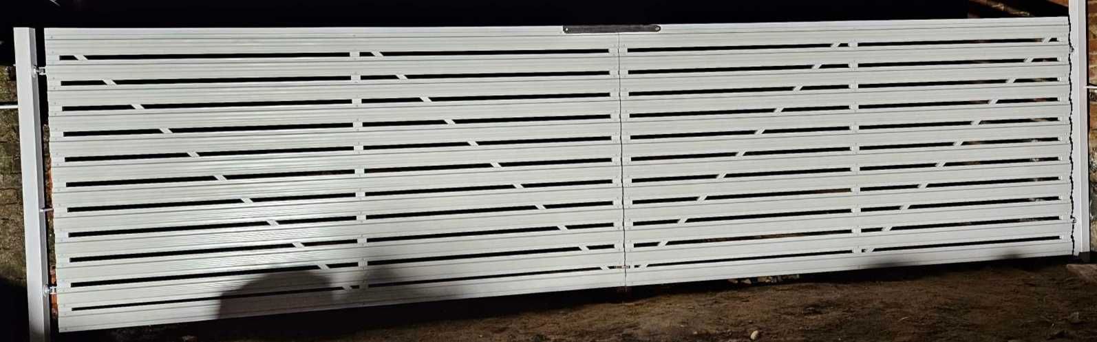 Panel ogrodzeniowy metalowy - Sztachety metalowe PRODUCENT