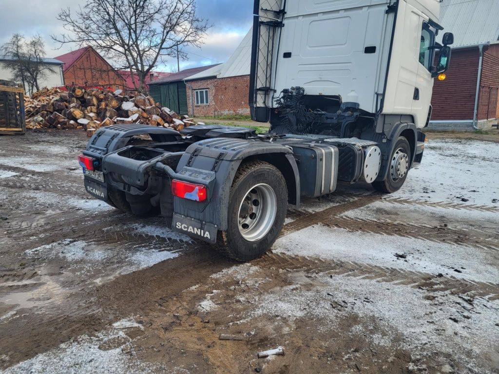 Ciągnik siodłowy SCANIA