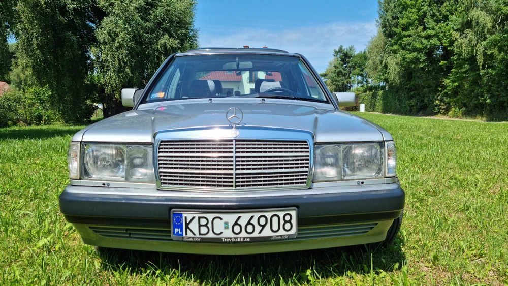 Mercedes 190E W201 - dobry stan, w pełni sprawy