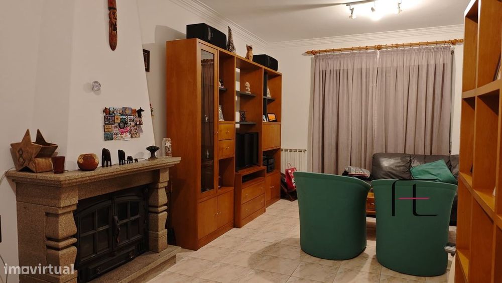 Moradia em Banda T3 Venda em Fajões,Oliveira de Azeméis