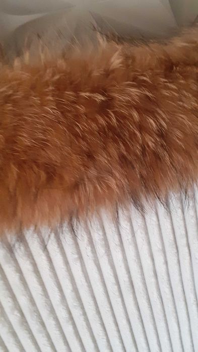 Jenot na kołnierz lub do kaptura