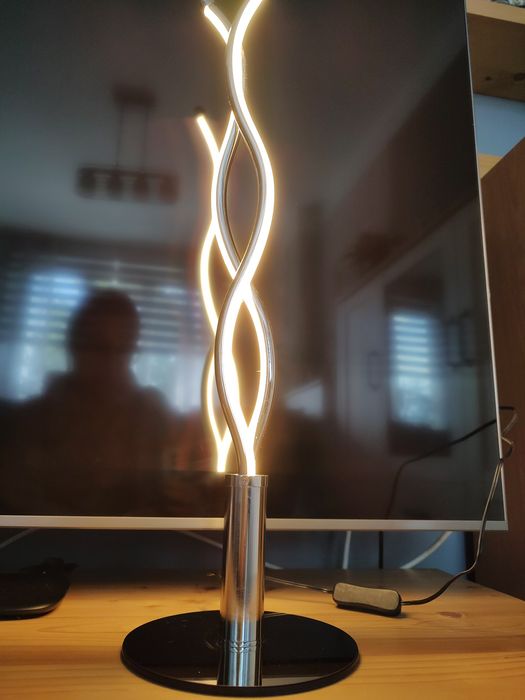 Lampa LED 12w nowoczesna