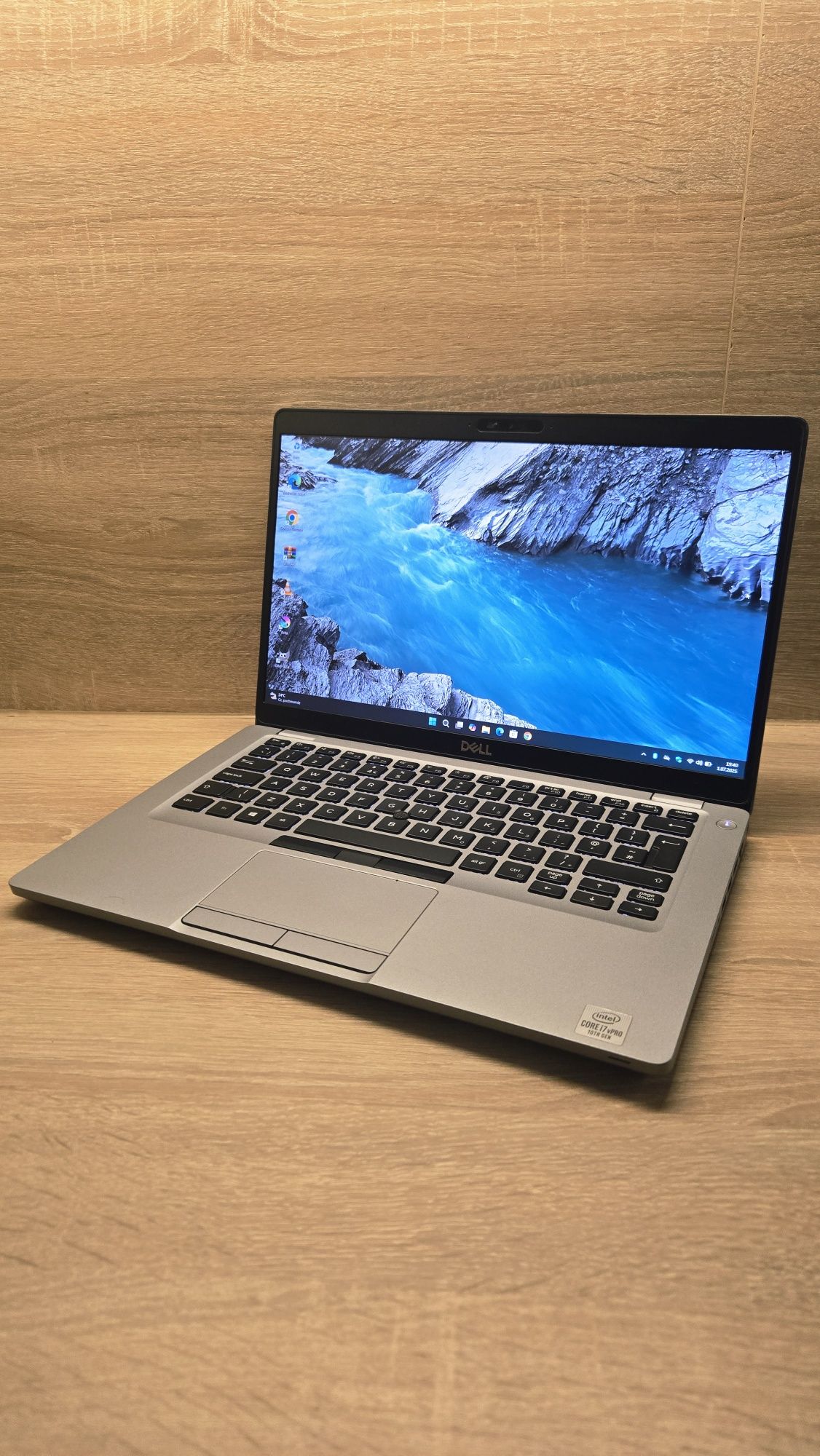 Laptop Dell Latitude i7-10850H 16GB DDR4 512GB SSD Win11H Nowa Bateria