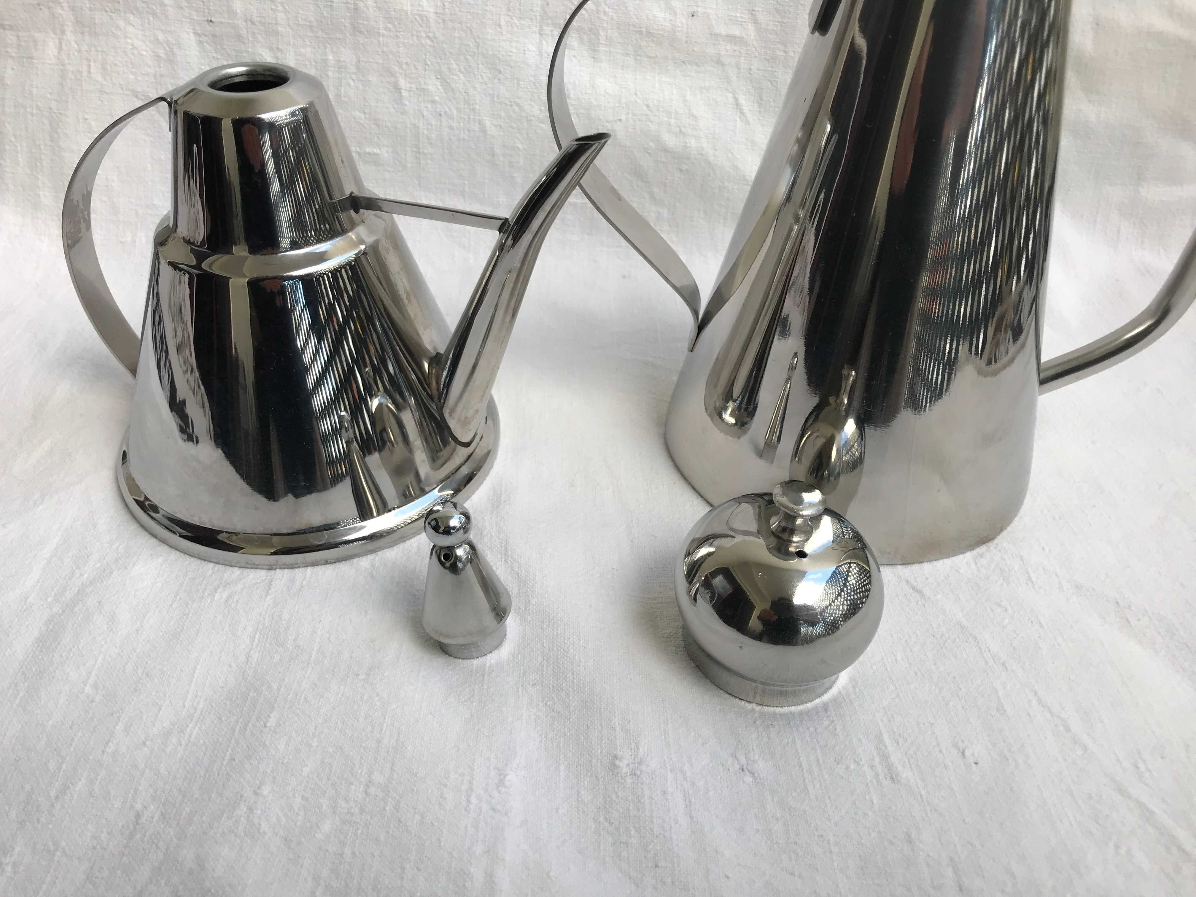 Conjunto de 2 chaleiras em aço