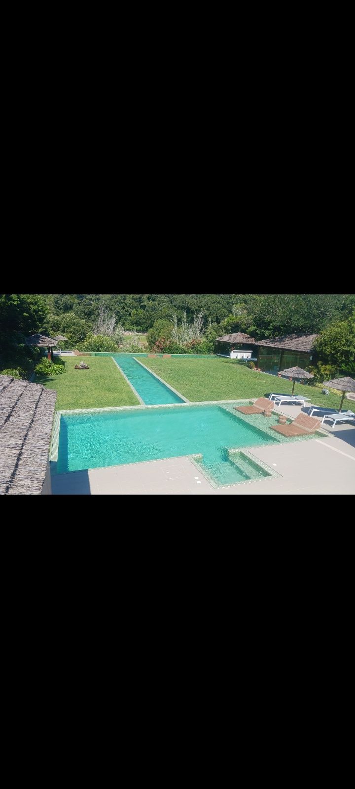 Manutenção de piscinas, limpeza e recuperação  de piscinas