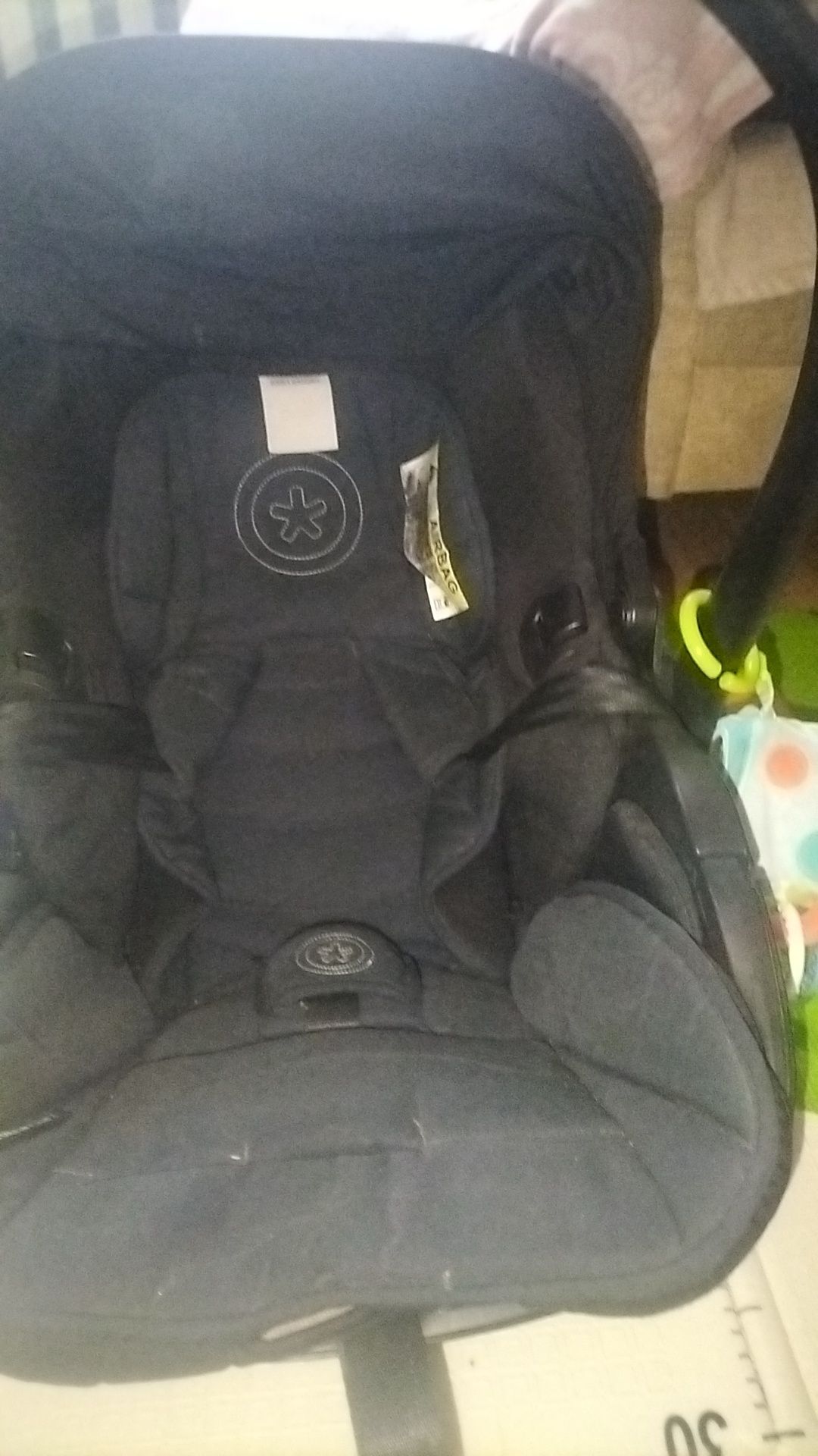 Nosidełko kiddy plus adaptery maxi cosi