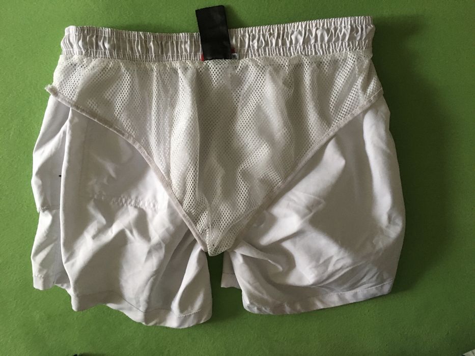 Шорти Prada Hugo Boss 50-52 р