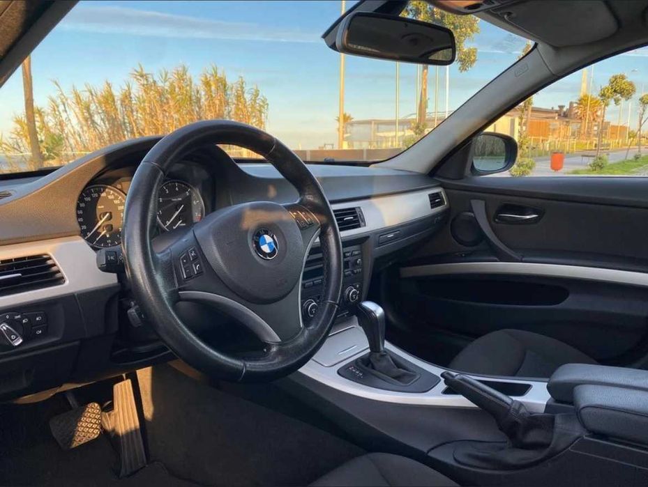 BMW 320i 2.0 170cv Auto.