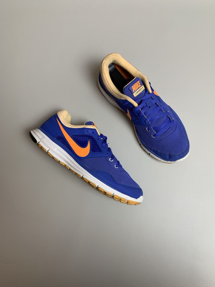 Кросівки nike 40 25,5 см