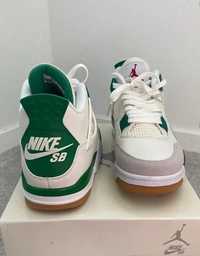 Jordan 4 SB Pine Green | Tamanho 42