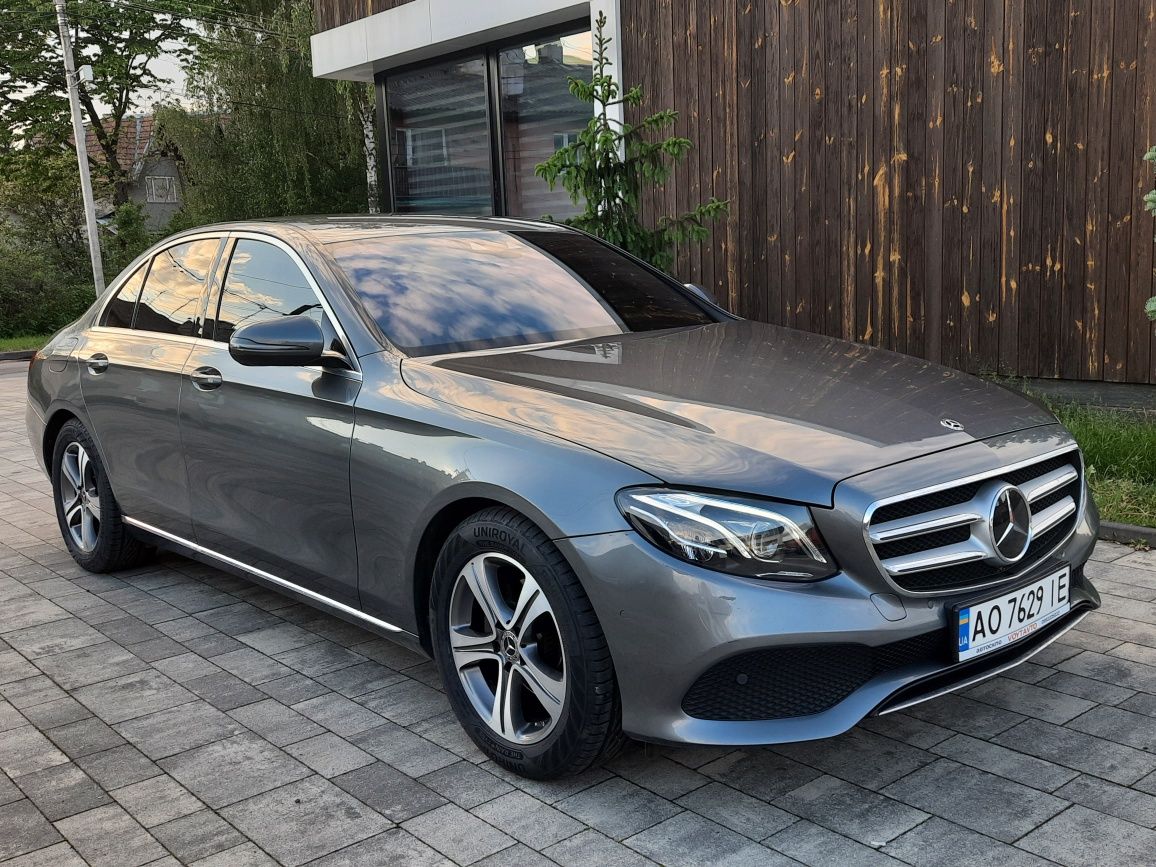 Продаж Mercedes-Benz E-Class 220d 2017 рік
