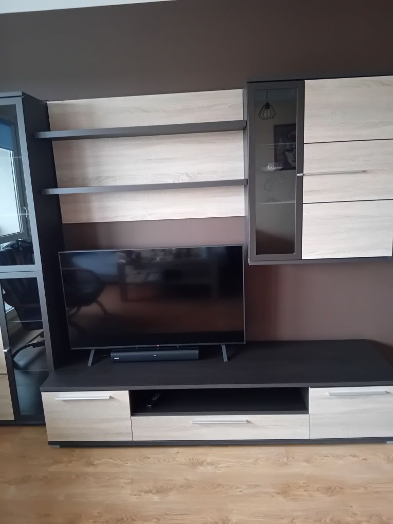 Komplet mebli do salonu Agata meble Szafka rtv szafa półki