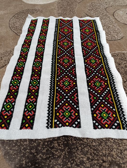 Вставки низинкою