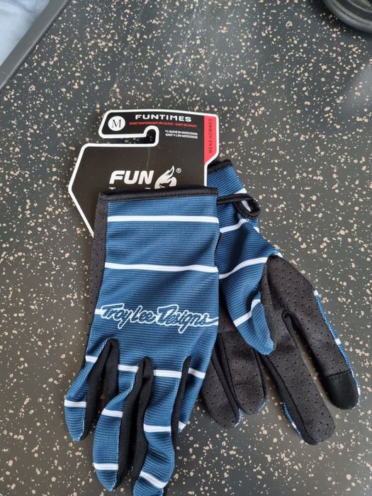 Nowe rękawiczki Troy Lee Designs roz M