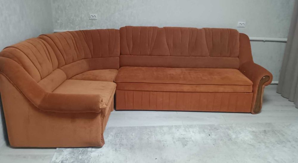 Продам диван б/у