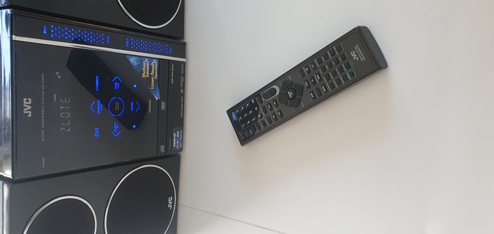 Mini wieża JVC z DVD