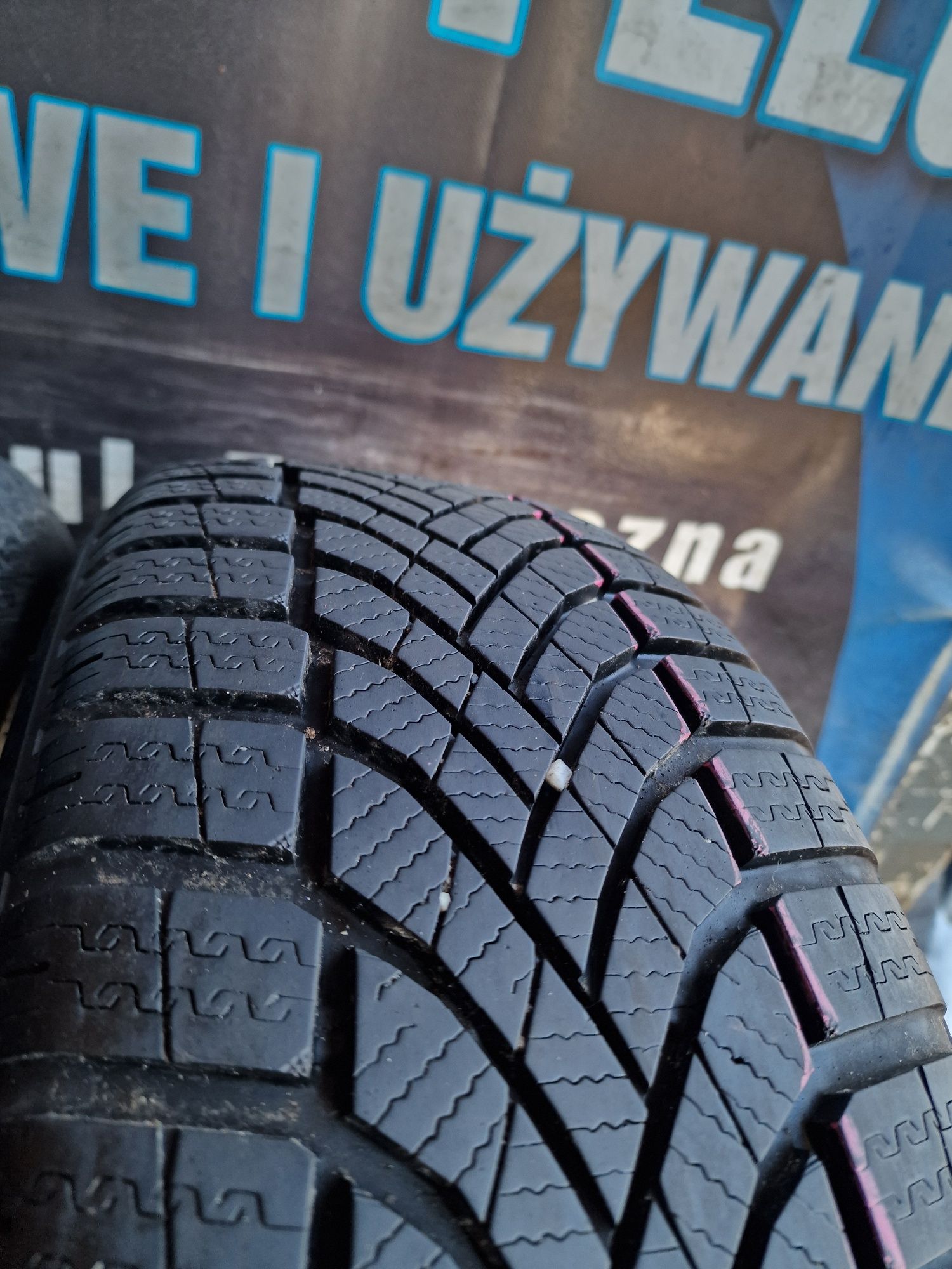 Opony zimowe 215/60/16 Falken Para 8.7mm 2022rok jak Nowe