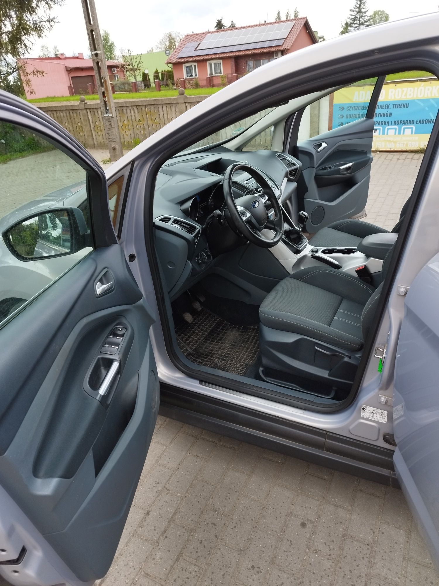 Ford C-MAX 2011r, Wersja Titanium