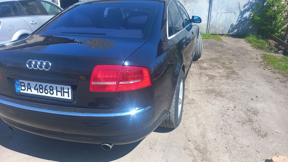 Продам або Обміняю  AUDI A8