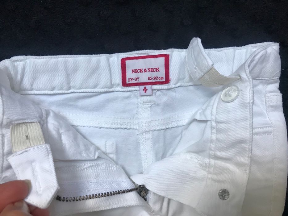 Białe spodnie slim NECK&NECK 86-92 cm 2-3 lata