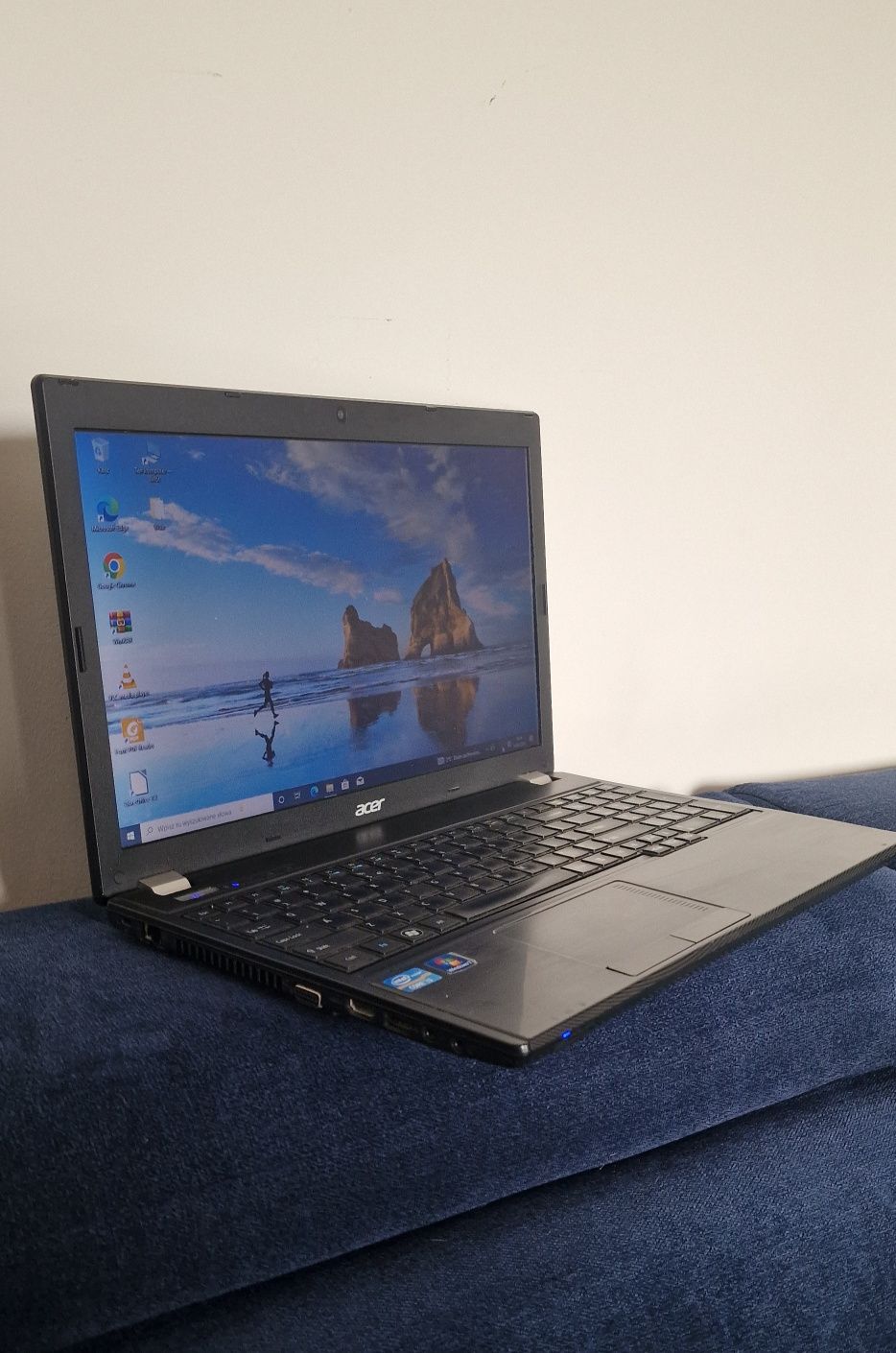 Laptop Acer i3 8 GB / 240 GB SSD