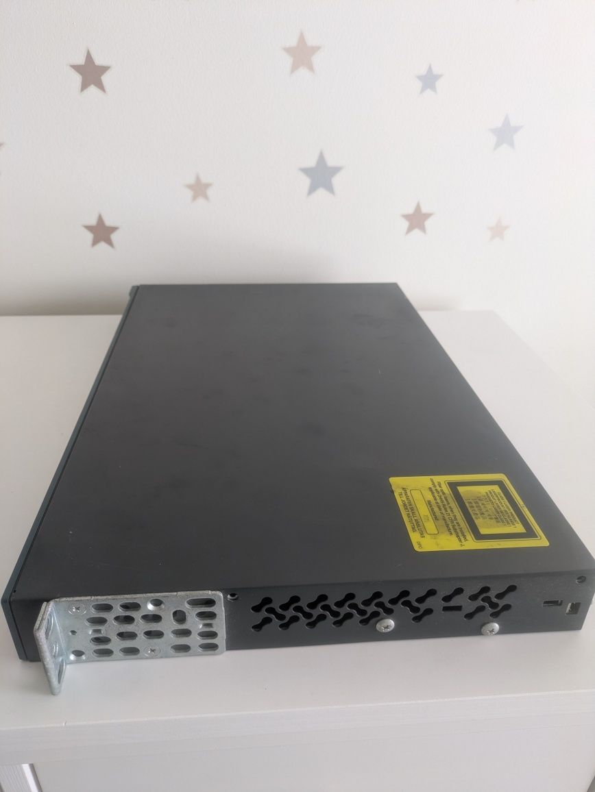 Switch Cisco Catalyst 3560 PoE-24