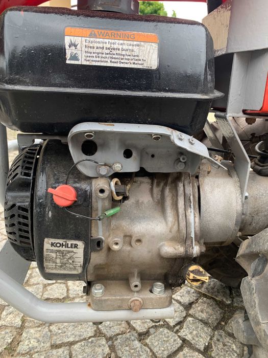 Traktorek jednoosiowy Mikrociągnik Zamiatarka Kohler Emak 10 KM Nośnik