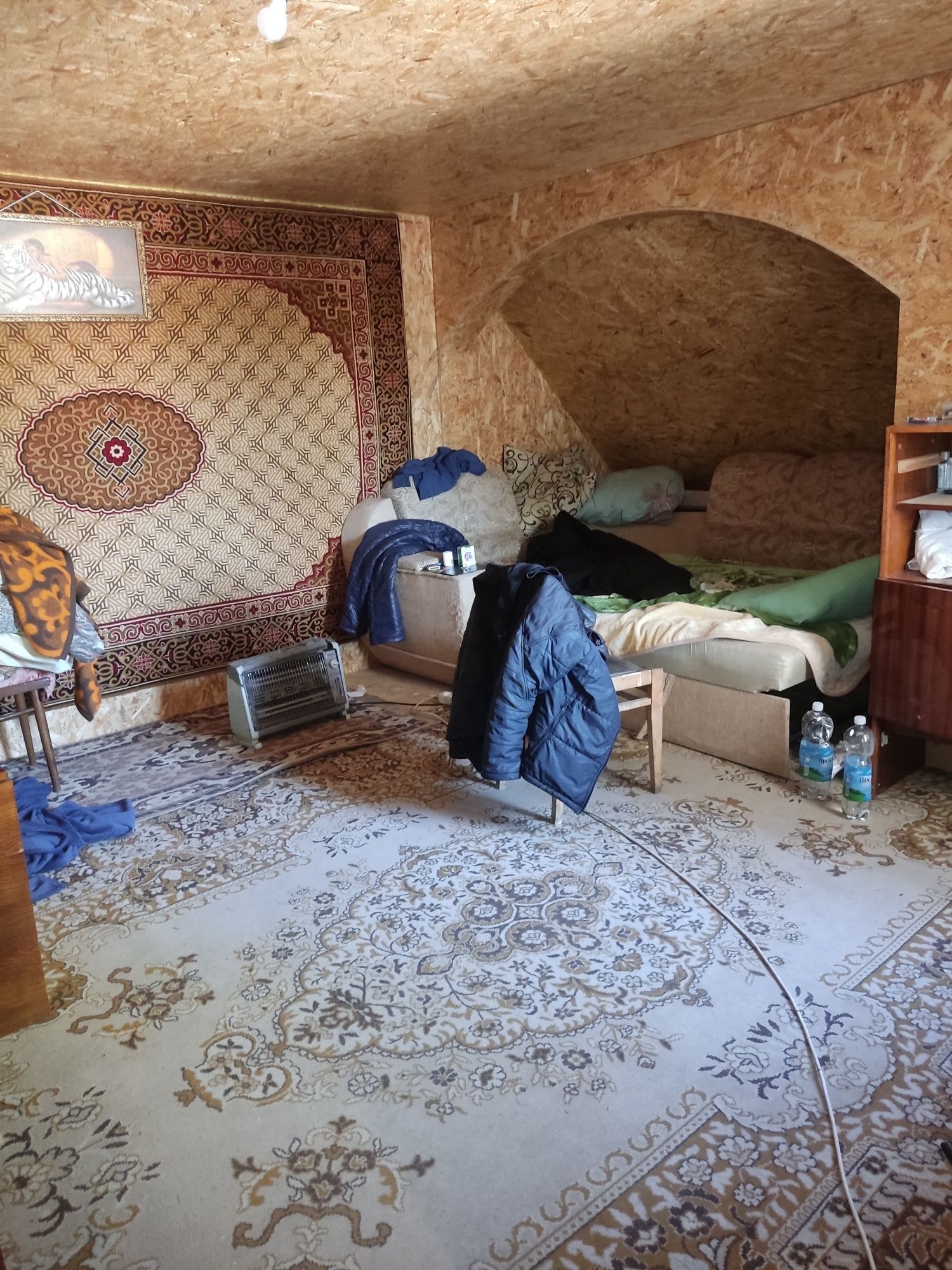 Продам 2-х поверховий будинок