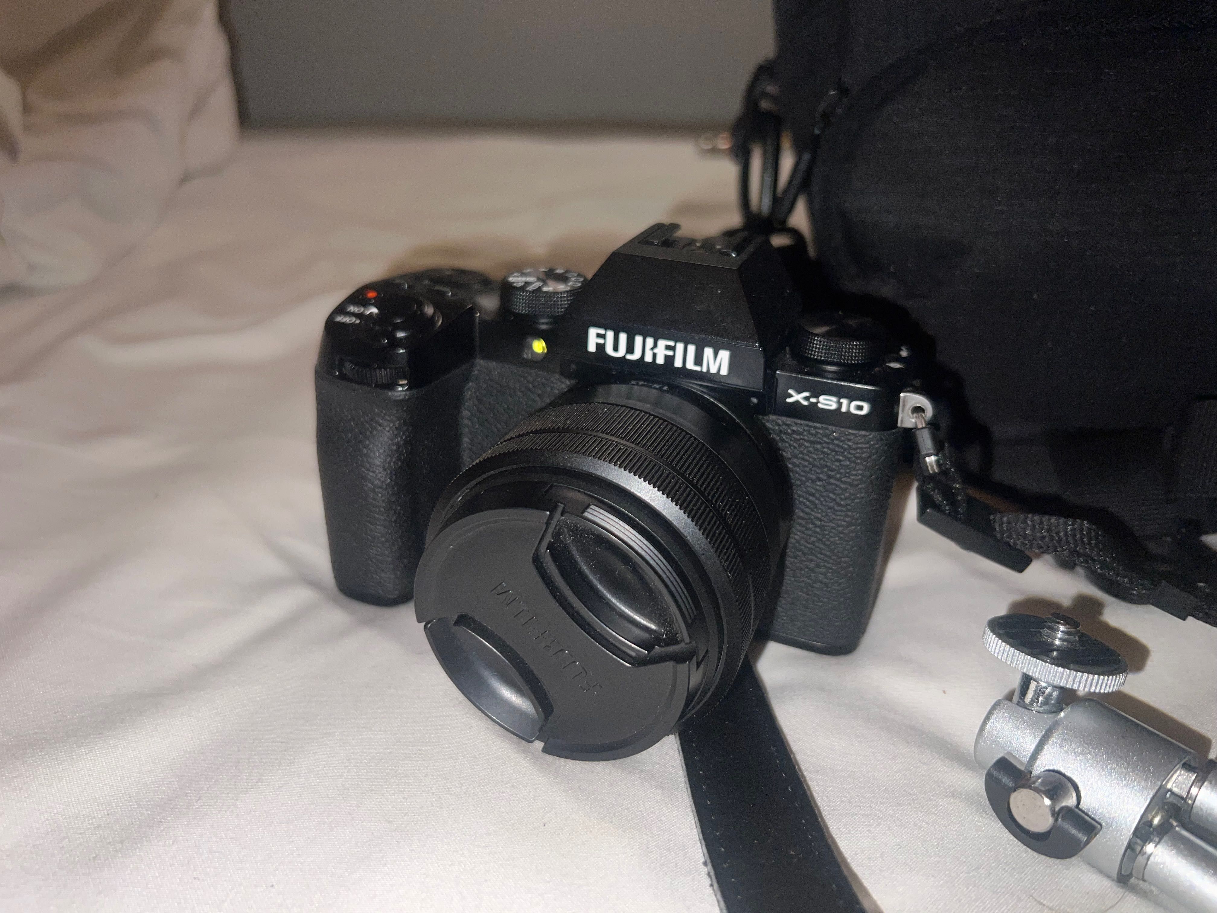 FUJIFILM X-S10 com 15/45mm lente e multi mais