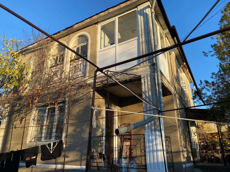 Продается  добротный дом с красного кирпича