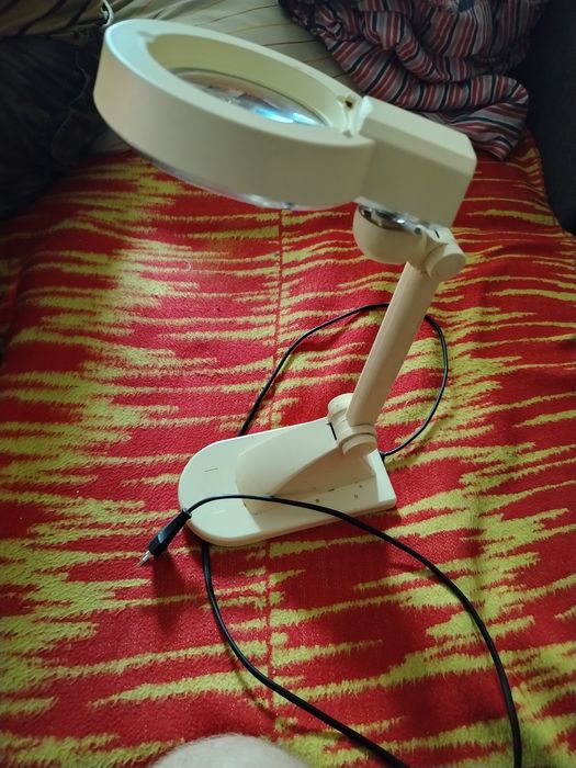 Vintage lampa z lupą jażeniówka spalona