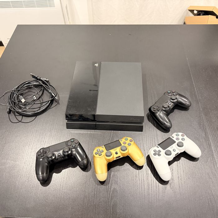 Ps4 | 10.01 | 500gb | 4 comandos 100€
