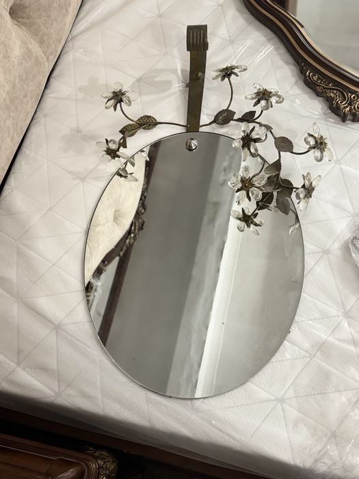 Консоль з дзеркалом. Мармур