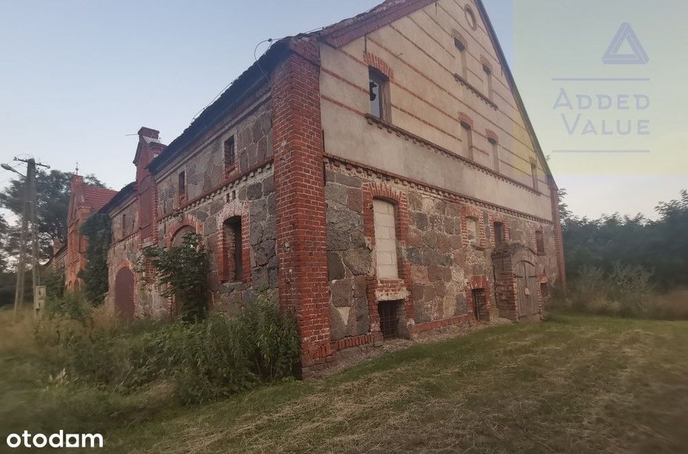 Obiekt z potencjałem wśród zieleni, w bliskości jeziora. Rzeczyca