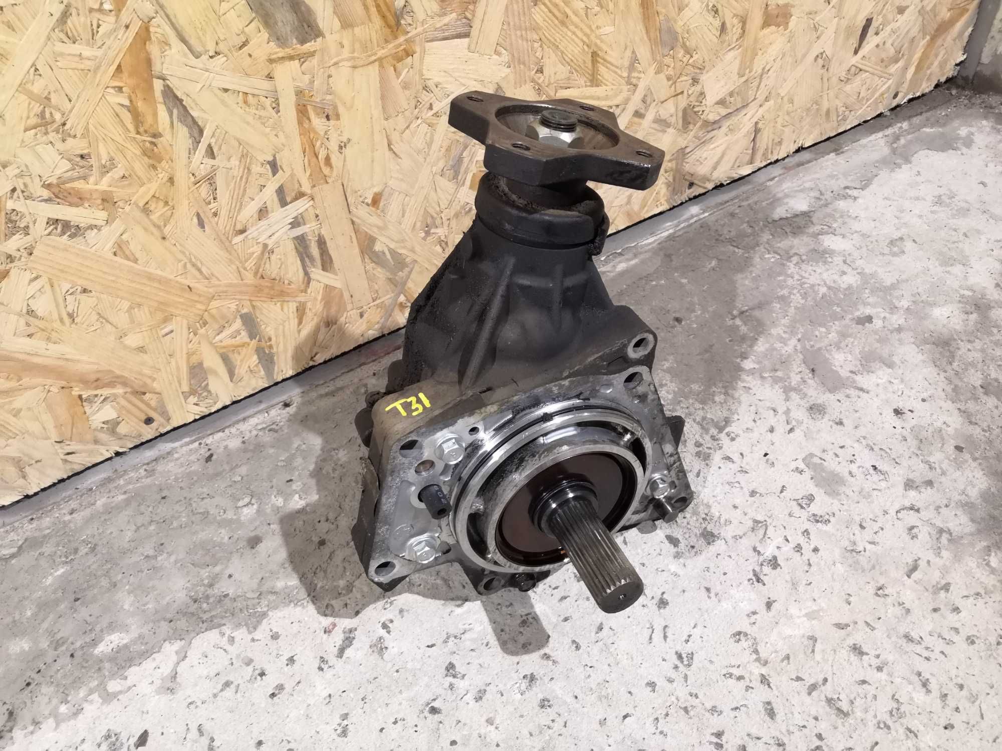 Раздатка ,кардан Nissan Xtrail T31 07-13г по запчастям