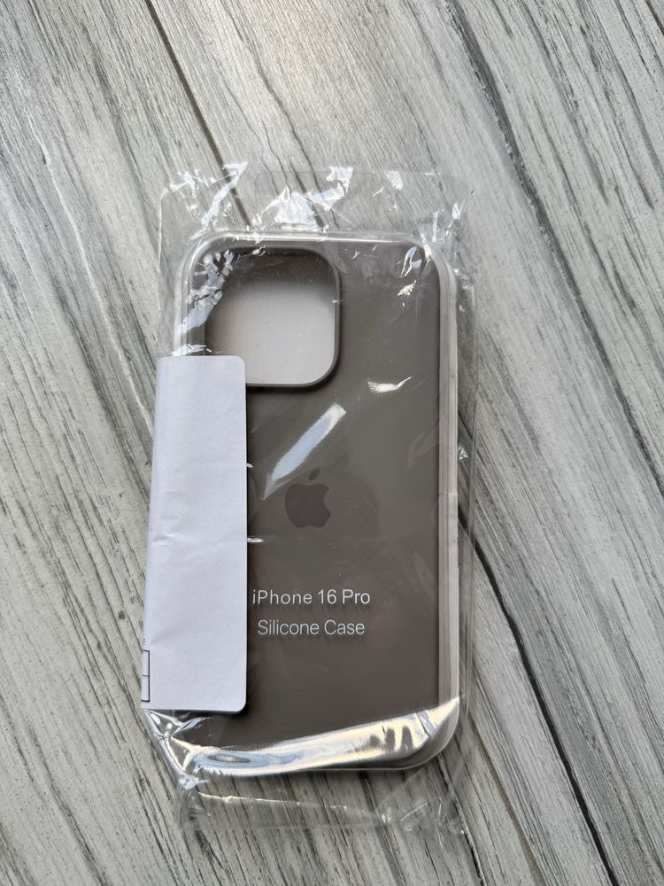 Etui do iPhone 16 Pro w kolorze szarym
