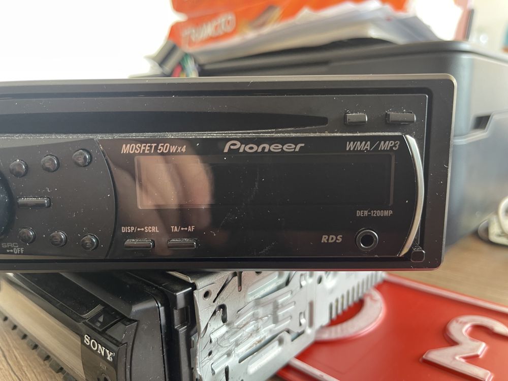 Автомагнітола Pioneer AUX з Голандій