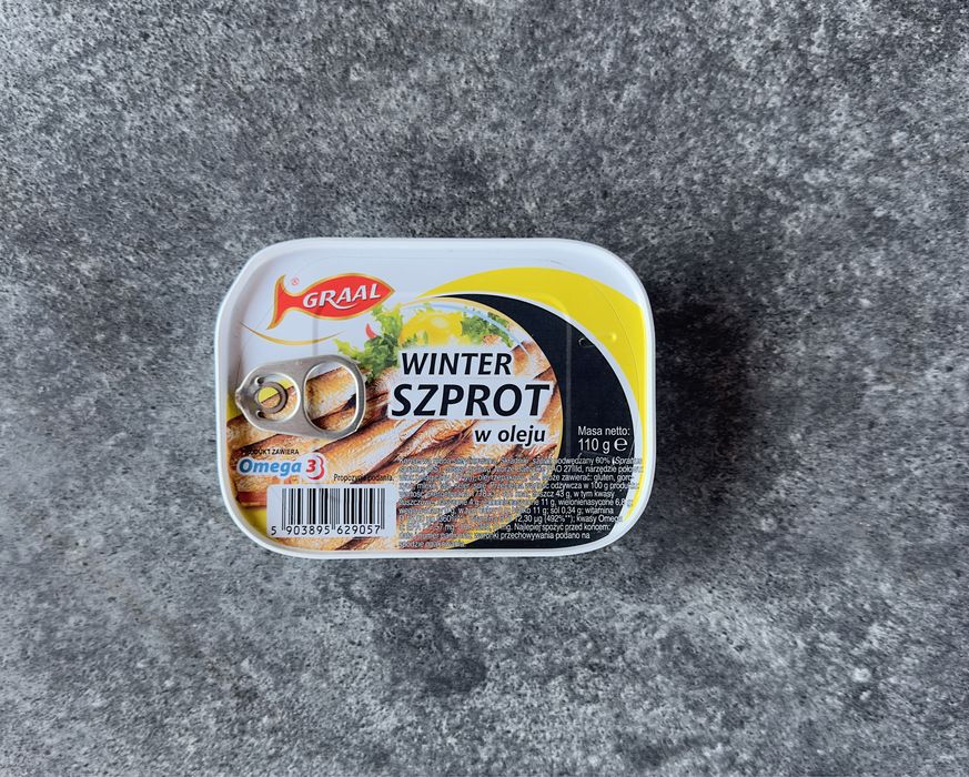 Сардини шпроти (різні види та смаки)