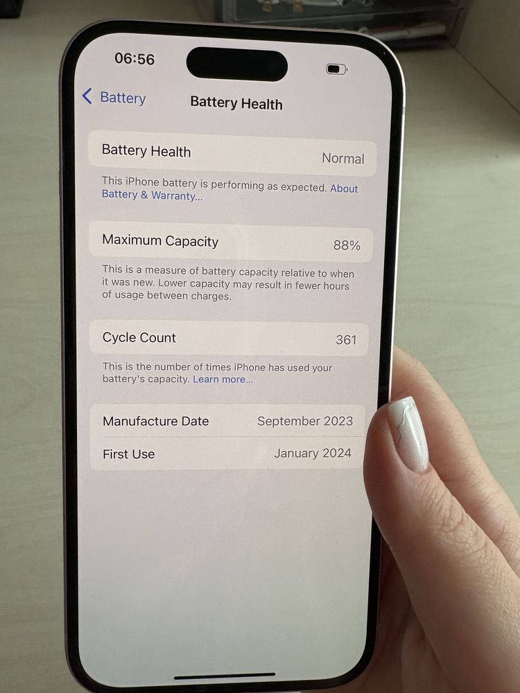 Iphone 15 128 gb PINK