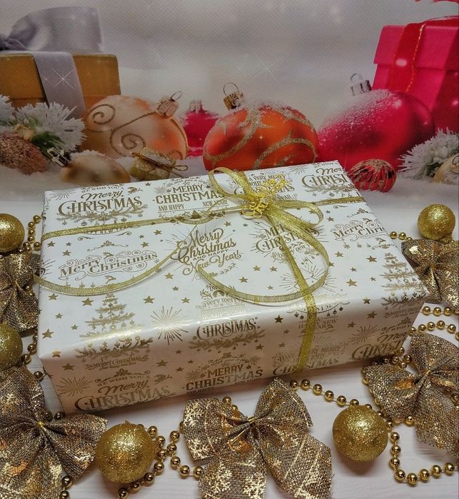 Новорічні подарунки. Подарунок дівчині, жінці на Новий рік. Бьютібокс