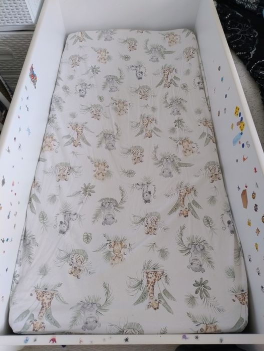 Łóżko dziecięce z materacem